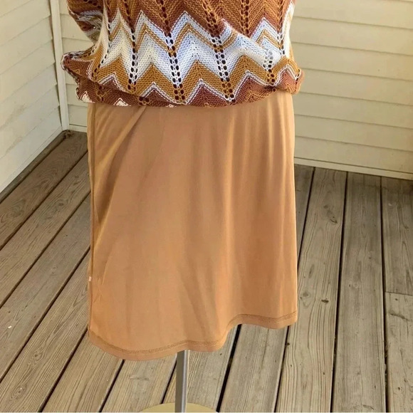 VERSONA Crochet Maxi Dress Carmel Latte Size Medium NWT Brown & Light Blue Boho - Picture 9 of 13